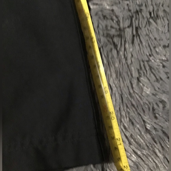 Lululemon Mens Black Shorts 34” GUC Small Flaw - Picture 8 of 11